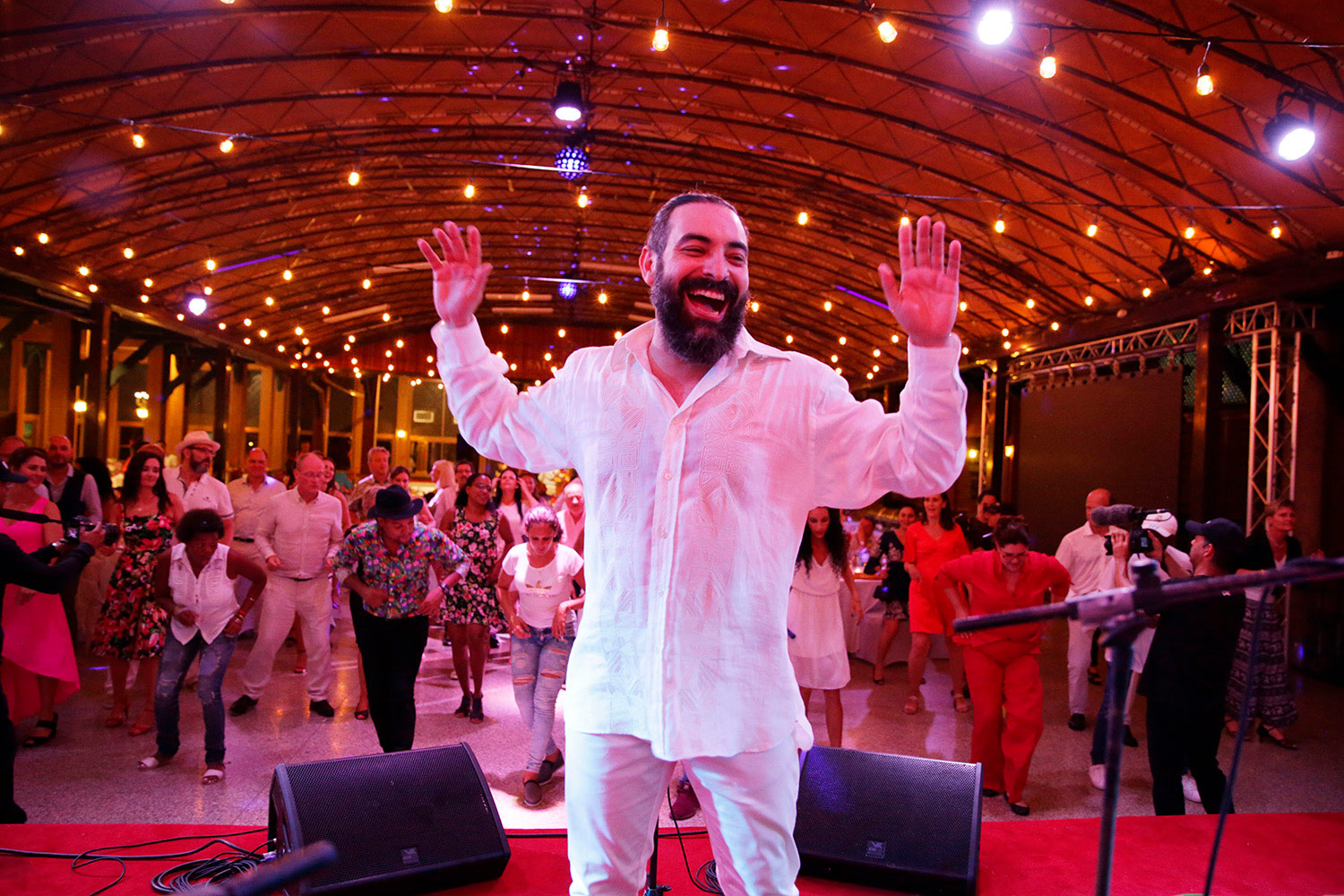 Havana Reverie - Salsa Music & A Cuban Farewell